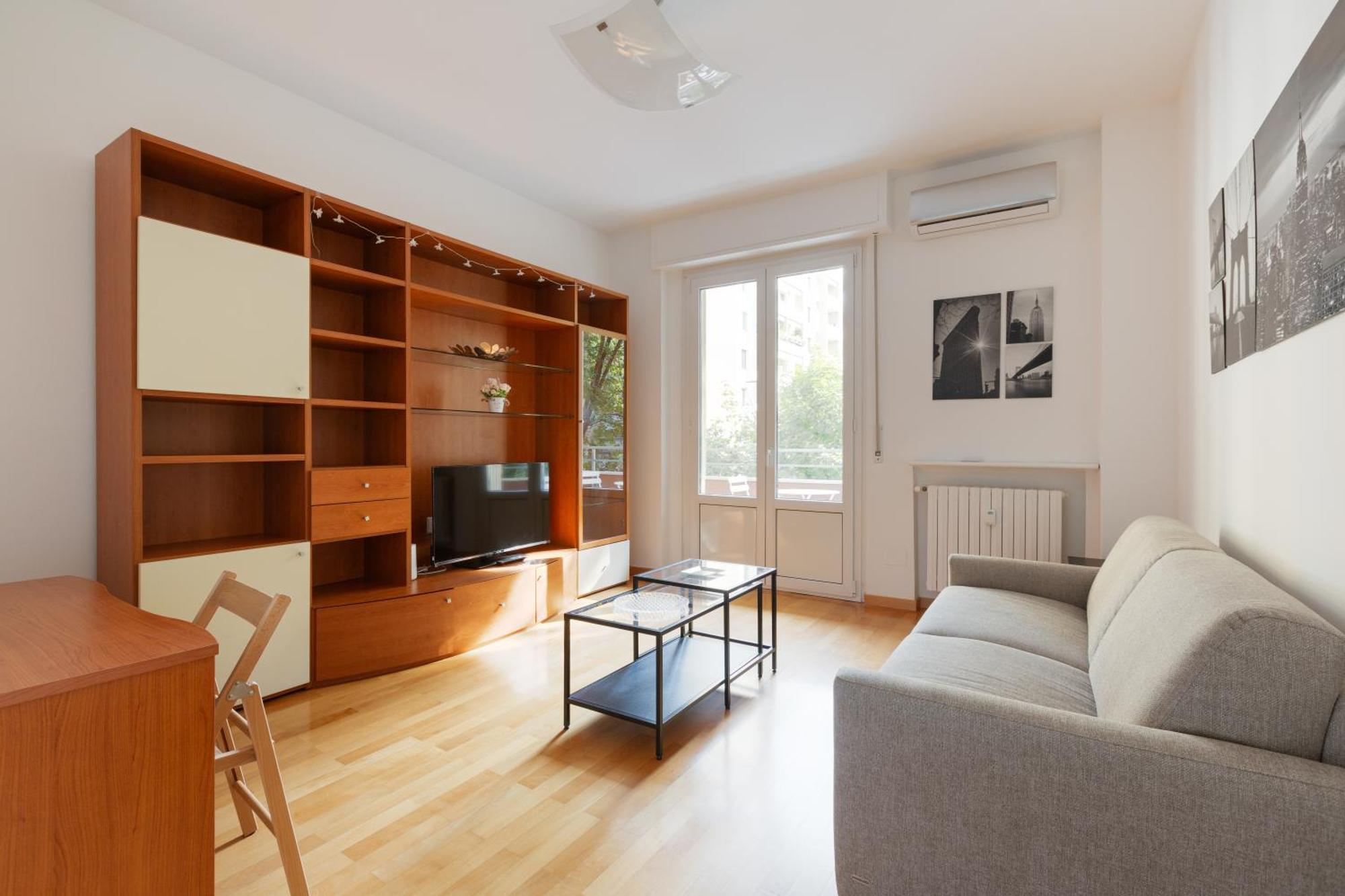 Irnerio- Washington Balcony Milano